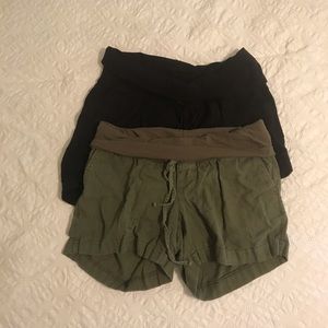 2 Pairs of Maternity Linen Shorts